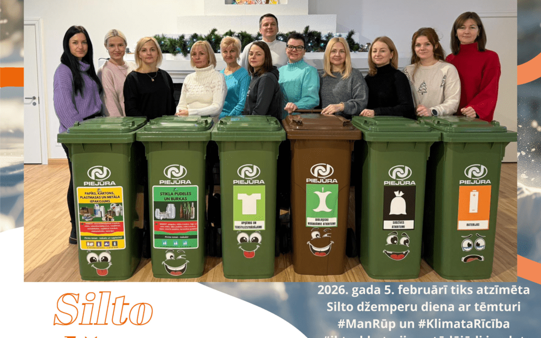 Silto džemperu diena